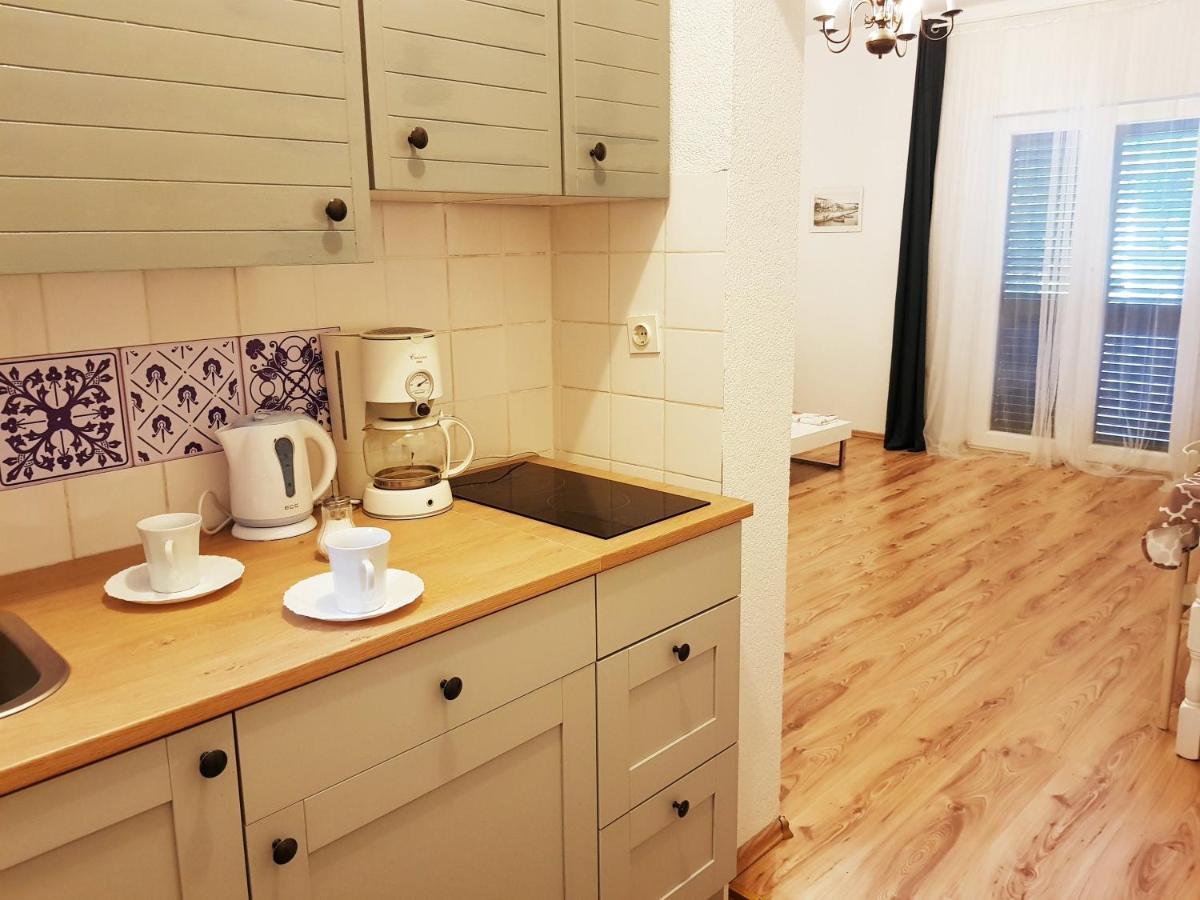 Apartmani Elena Malinska Esterno foto